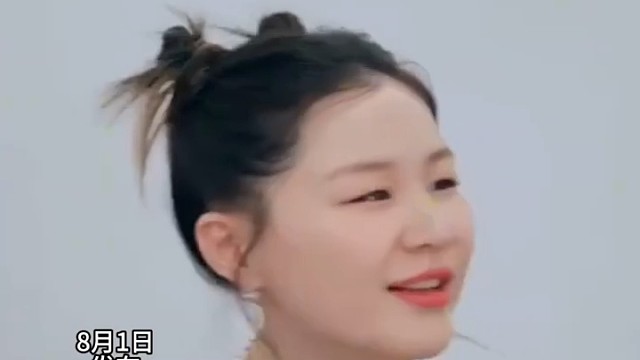 金靖想生女儿直言丑的基因很强大，拿自己一家举例，杜海涛表示也想要女孩被金靖重伤