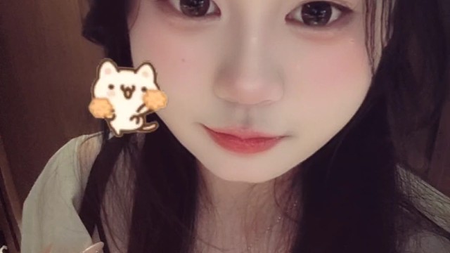 这是我前女友发给我的报备视频 她好可爱 我好想她ಥ_ಥ