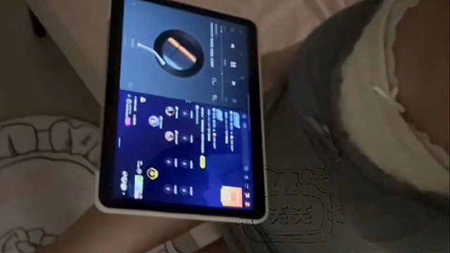 今天该找点什么烂理由和你聊天呢