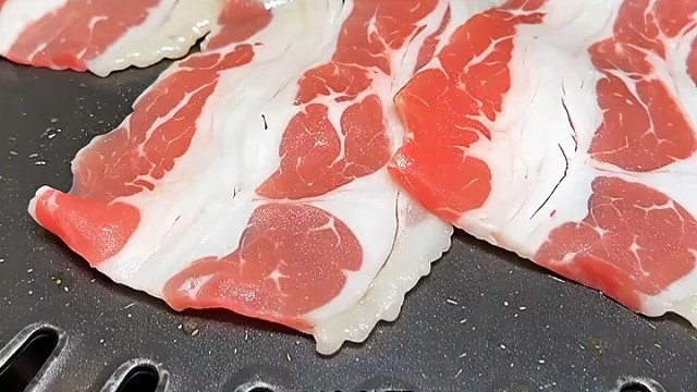 吃烤肉就选承德县小草房
