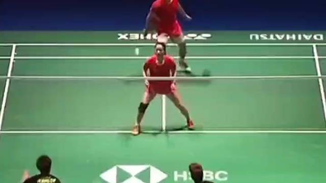 雅思组合火力全开！中国德比战横扫全场#羽毛球