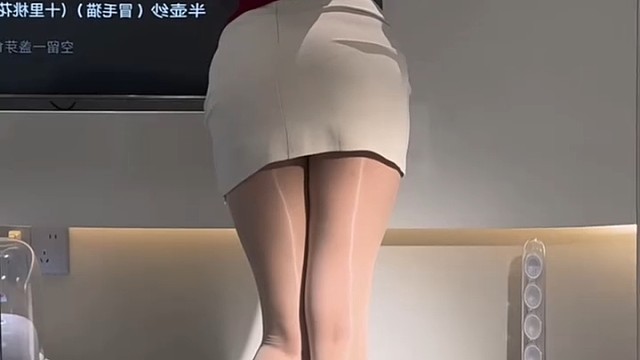 肉丝短裙
