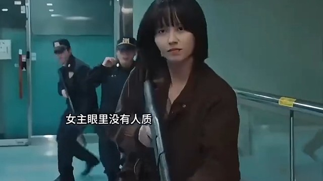 敌人和队友都懵了