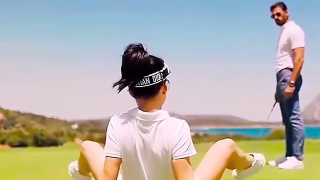 不费劲就进球了，眼不小吧。