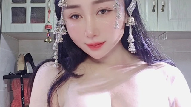 老铁~这是你想要的第五个字母吗？