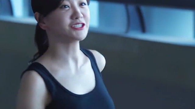 好家伙，想不到她这张娃娃脸下面，藏着一副如此性感的身材！#杨蓉  #这谁顶得住啊  #三体电视剧