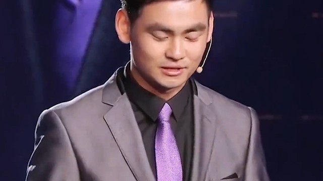 理解这位选手，这么可爱又美丽的主持人很难不让人心动啊！#马凡舒 #神仙颜值 #这谁顶得住啊#好戏开场