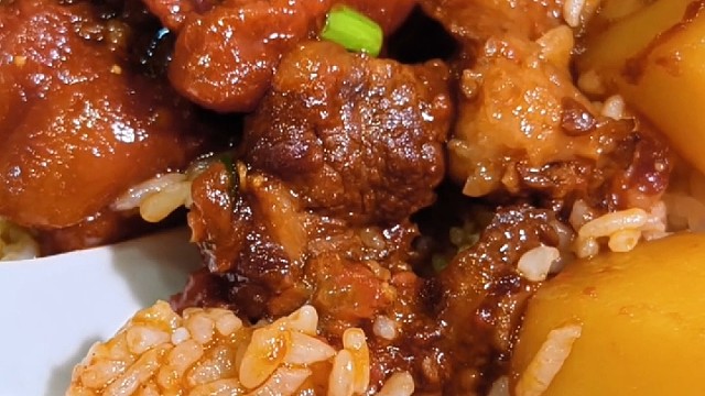 番茄土豆炖牛腩
