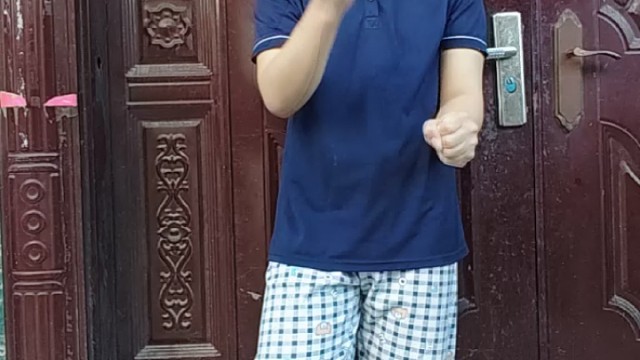 这位妹妹你被逮捕了～ #困困摇 #手势舞 #热辣一夏 #感觉至上
