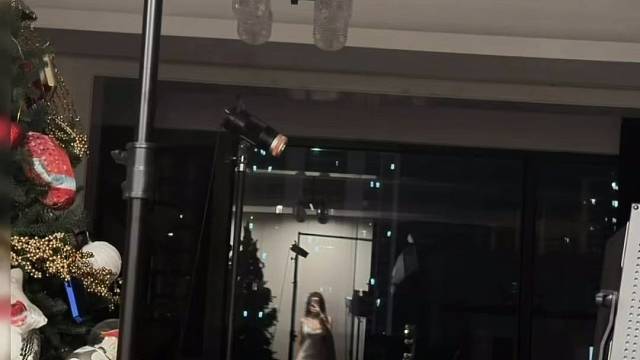 恨我吧 以后在别人怀里也不要忘了我 ​​​