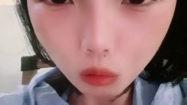 宝贝们，主播跳舞