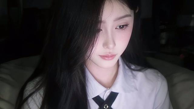 别人用温柔形容你 我用你形容温柔