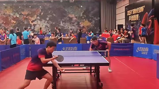 嘿！在这红乒台激战，乒乓球的快乐谁懂啊！