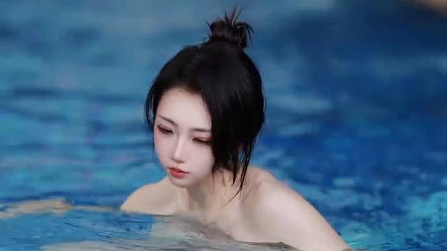游泳穿搭
