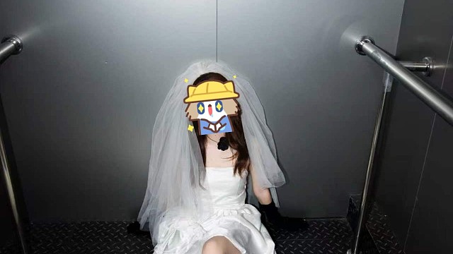 (✿ฺ-ω-)
