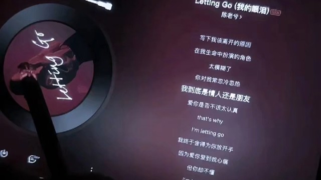 我也看不清自己了有趣也无趣乐观又悲观