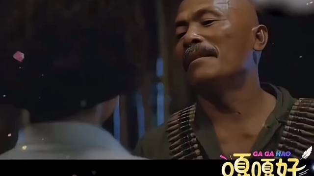 这一下顶的挺深，应该很爽吧