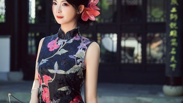 是望穿秋水的望 东船于西舫 琴川袅袅于心上.