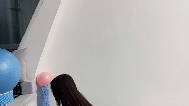 居家瑜伽锻炼