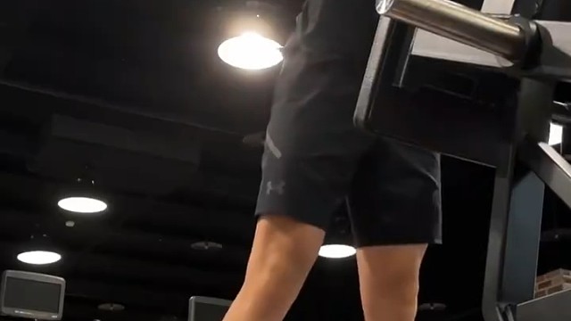 适当撸铁