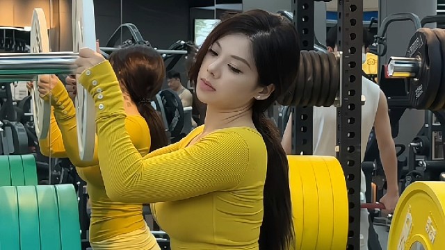 健身美女，无不良引导