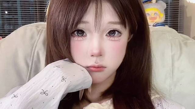希望你漂亮的眼睛一直笑  想要的都得到.