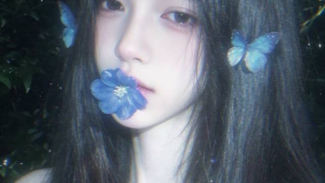 不在你左右 却被你左右