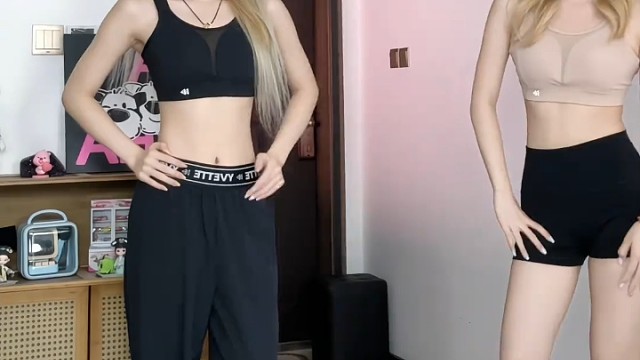 展示没有肌肉的#姐妹健身穿搭