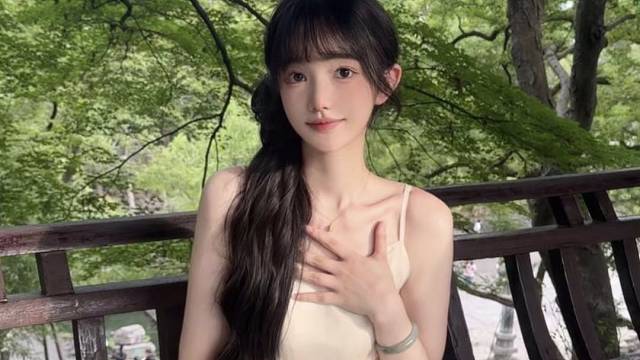 心有山水不造作，静而不争远是非.