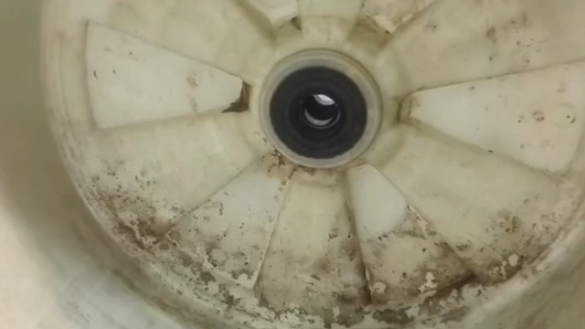 滚筒洗衣机拆开咋这么脏