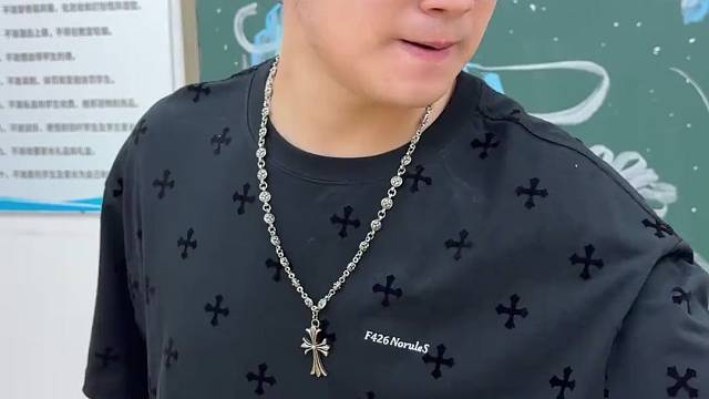 学生办事流程多，魏老师替孩子把话说