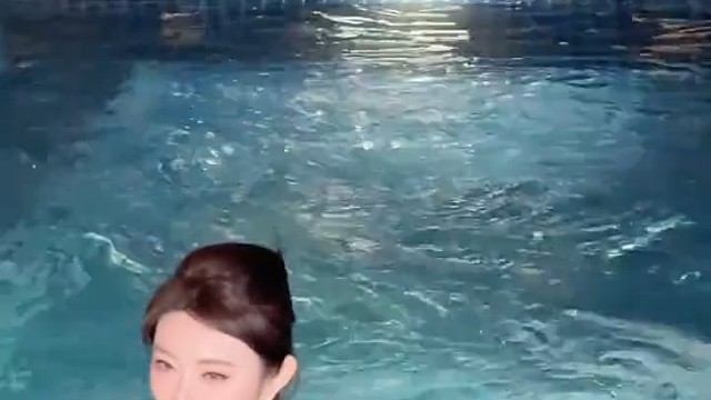 出水芙蓉