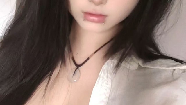 想要你身边只有我 会不会太自私了