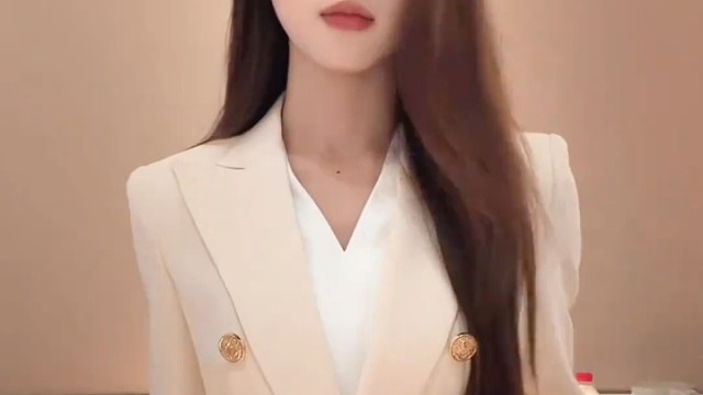 人间琴悠扬～#伯德小姐 #面试穿搭