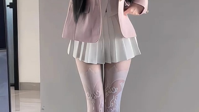 报告今天穿的很少女心