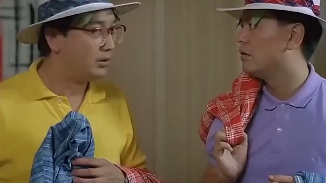 里面竟然还穿有一件