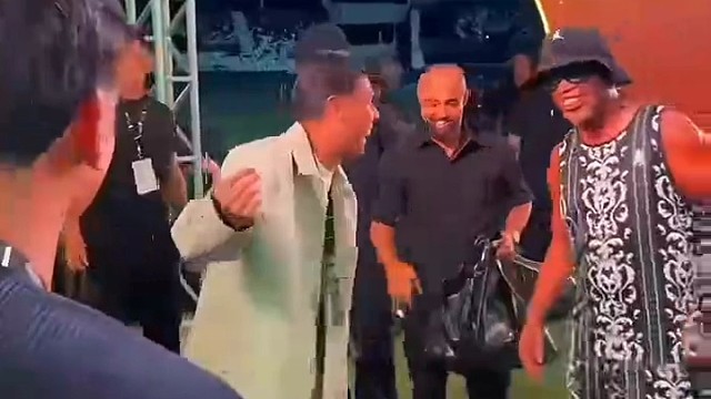 空中完成牛尾巴，小罗控球细节封神