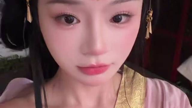 10月3号申请请假一日，准备团播编排舞蹈，我们明天下午郑州见