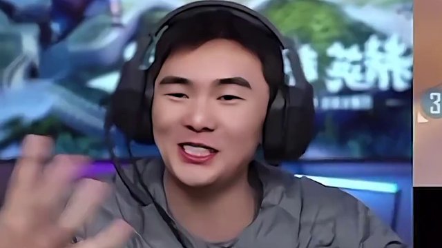 #川渝四美男直播好吵  川渝四美男生动诠释了什么叫用嘴打游戏……深情航仔、山城小栗旬、永琪、张若驰四