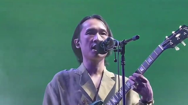 新的一年就用一场live开启新的life吧~ #用live开启我的2024新life