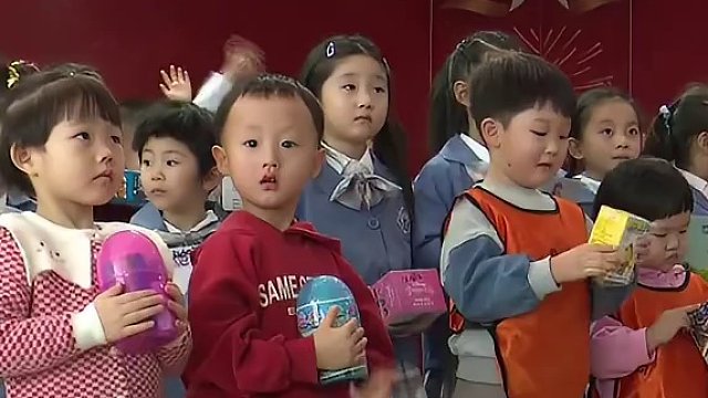 #主播陈泽为家乡儿童爱心捐款  陈泽老师做公益的时候该说不说都帅了许多