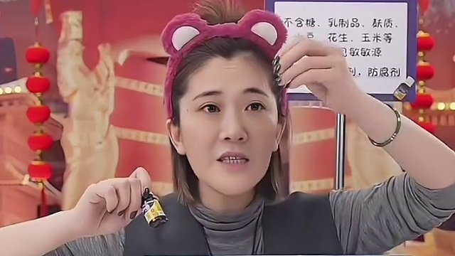 我们日常吃的钙并不少，只是吸收不了，那就得搬出维D来帮咱，这个又方便，而且还没有怪味，滴嘴里滴饭里都