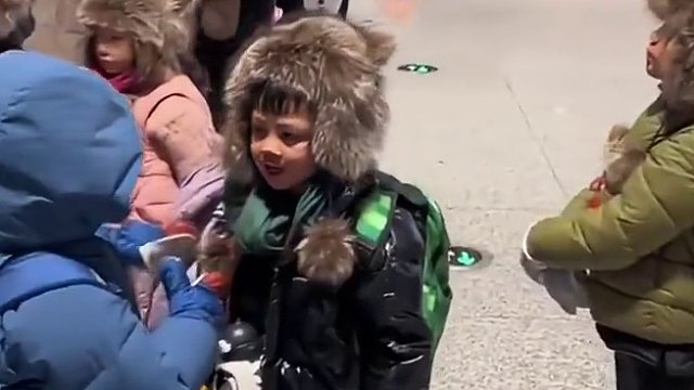 广西“砂糖橘”还没看够，云南小小“野生菌”勇闯哈尔滨。#广西砂糖橘 #云南野生菌 #南方小土豆