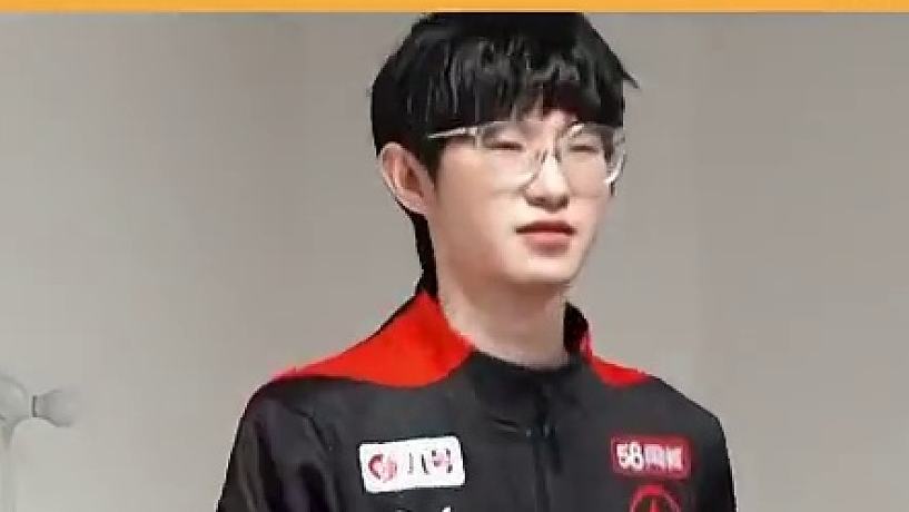 AG超玩會丶一諾的直播