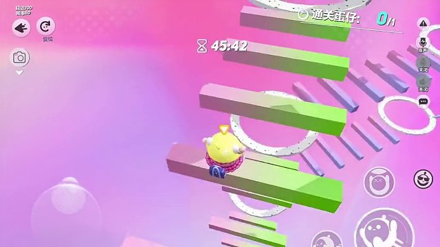 想看蛋搭子摔手机就带她玩这两张图………#共创蛋仔时代 #eggy爱挤 #蛋仔寻光冰雪季